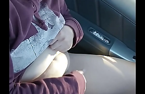 Izelle cums in excess be advantageous to car seat