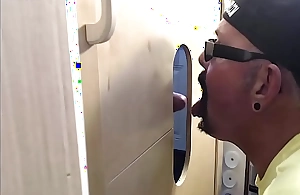 Unprofessional gloryhole gaydaddy sucking together with jerking off dick