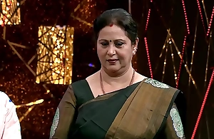 Sexy and sexy actress geetha aunty affiliate show