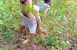 Very Risky Sex, Nepali Bhabi Mujhko Jungle Le Gaya Aur Mera Godh Unqualified for snuff all right Chad K Choda