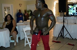 Jamaican Stripper Has Surprise for MILFS